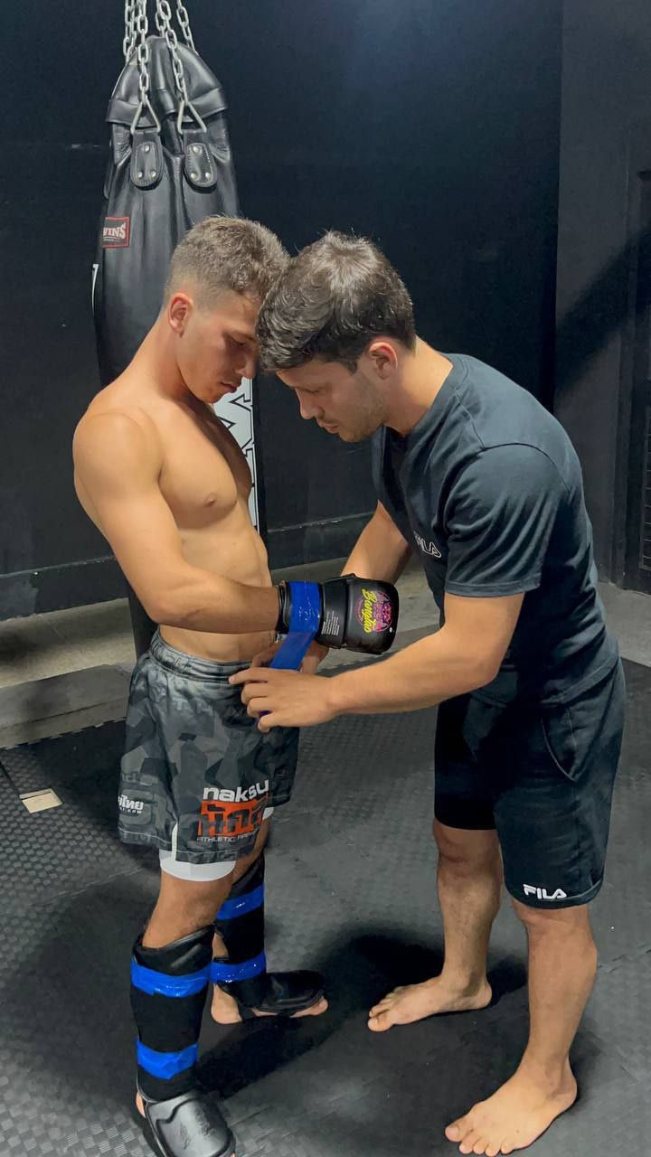 Timur Kumakhov prefight with brother Ruslan Kumakhov attending
